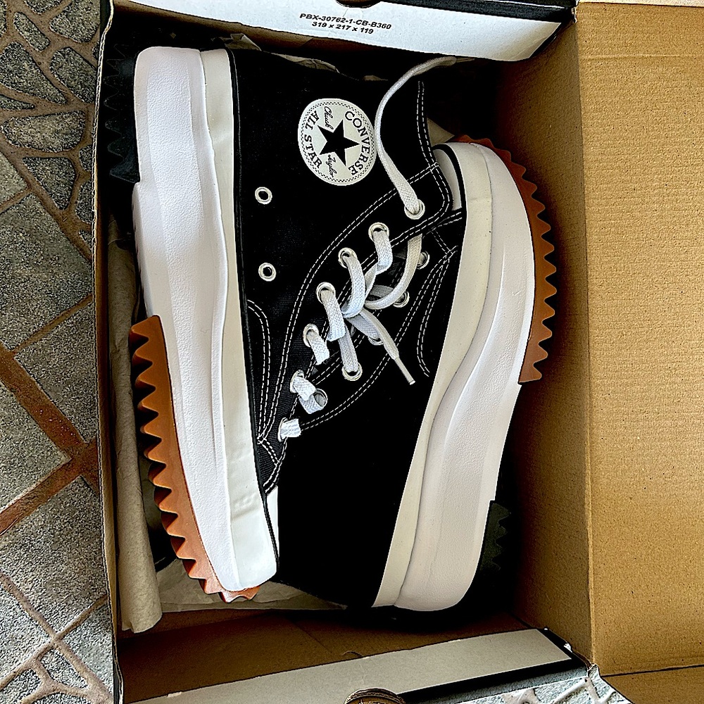 Converse tall